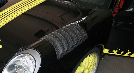 Visual carbon Louver insert for the front fender - - <b>Material:</b> Carbon<br>
- <b>Location:</b> RIGHT / Front<br>
<b>Part No.</b> NP97GT3023KEV