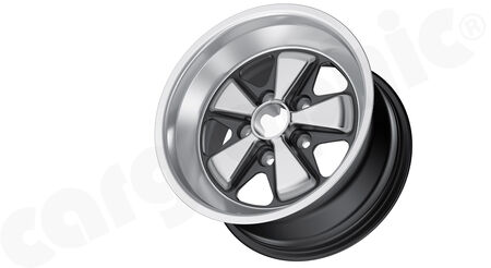 FUCHS-Wheel Evolution 9,0x16" ET 15 - - Version: Silver / Black Star<br>
- Silk-gloss anodized / matt-black<br>
<b>Art.No.</b>CARFU165130901615